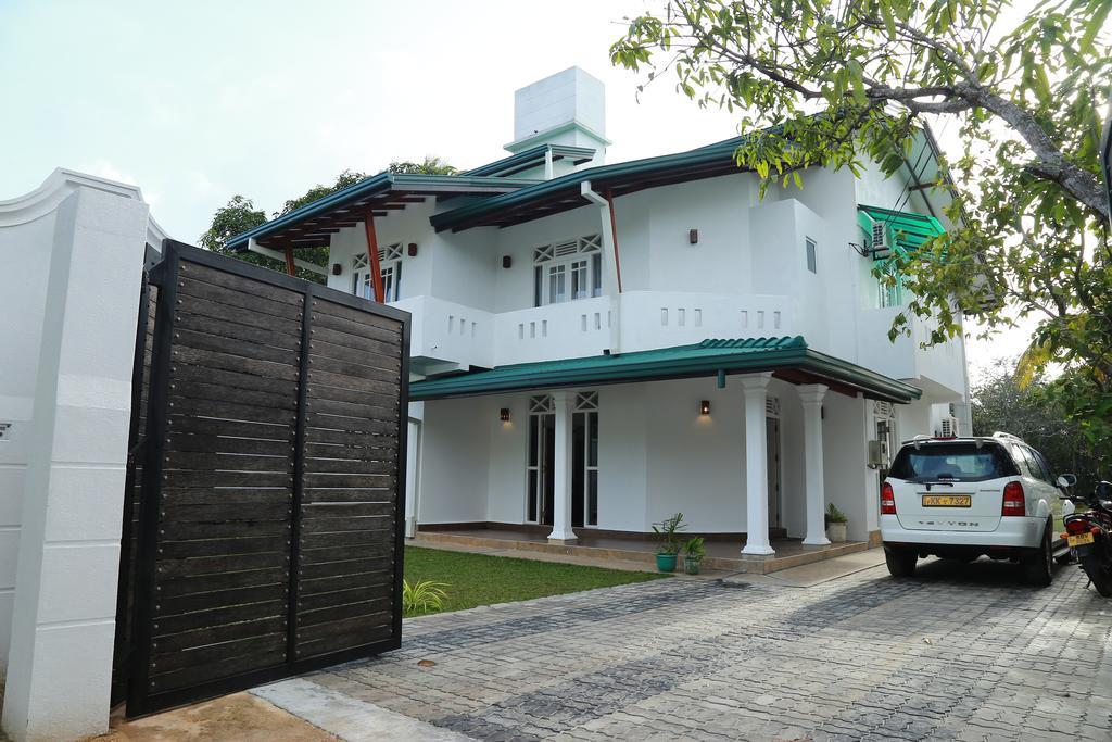 Hikka Nature Villa Hikkaduwa Exterior photo